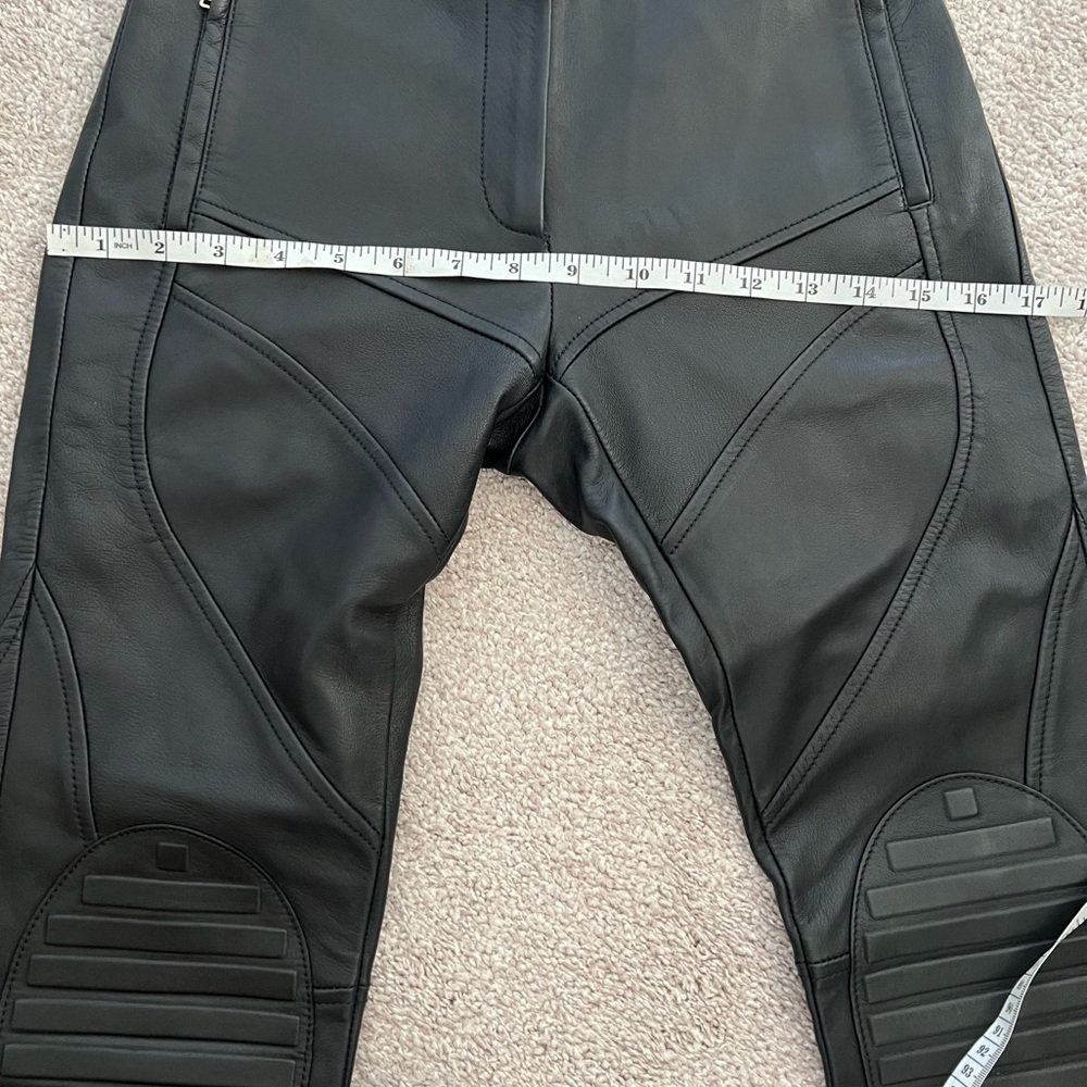 Versace Black Quilted Leather Pants – IT 36 | Authentic - Picture 14 of 15